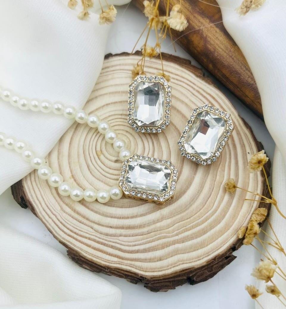 Elegant Jewelry Set – Timeless Design for Every Occasion