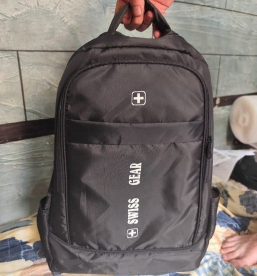 School Bags For Boys And Girls Waterproof Multi Compartment Student Backpacks Durable Quality For Daily School Use(Random color)