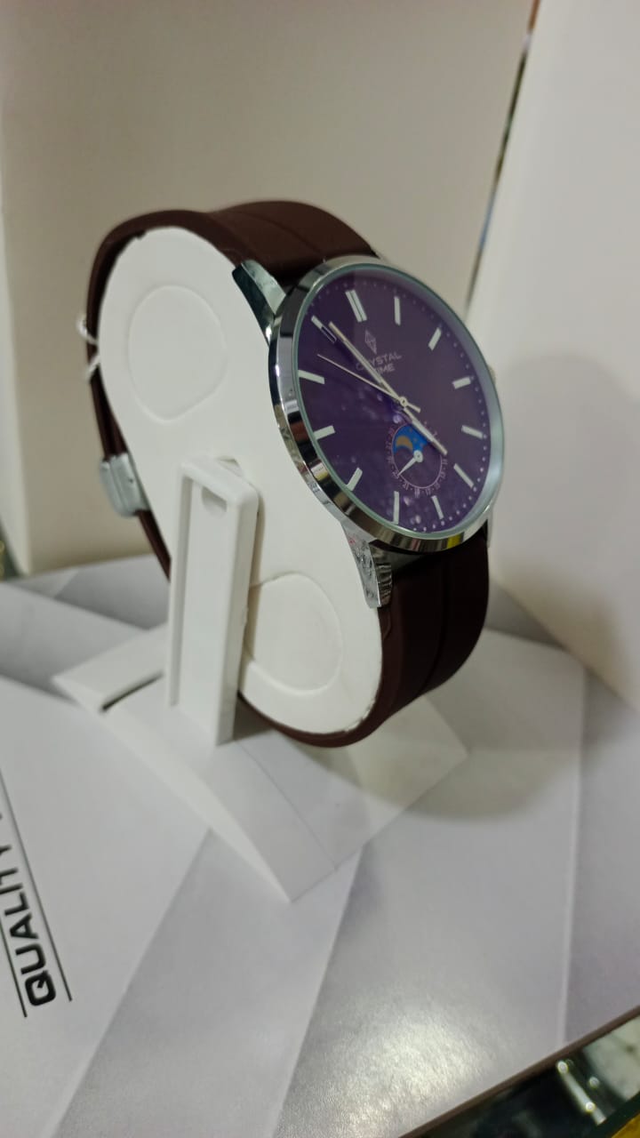 Gents Wrist Watch – Stylish Rubber Belt with Magnet Lock