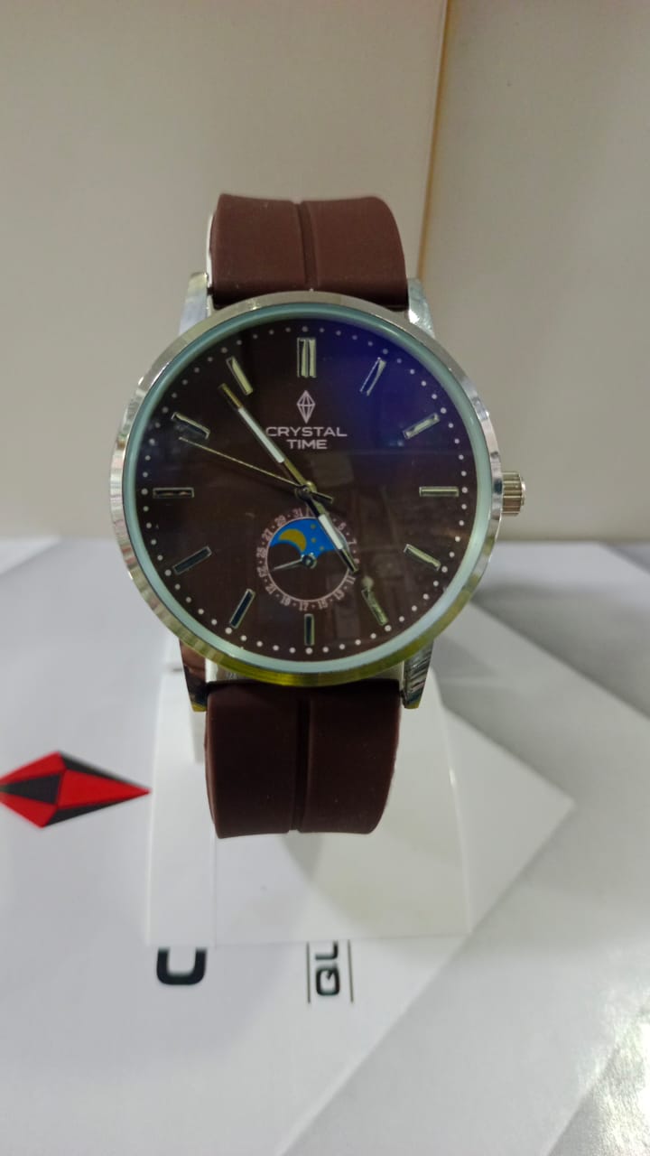 Gents Wrist Watch – Stylish Rubber Belt with Magnet Lock